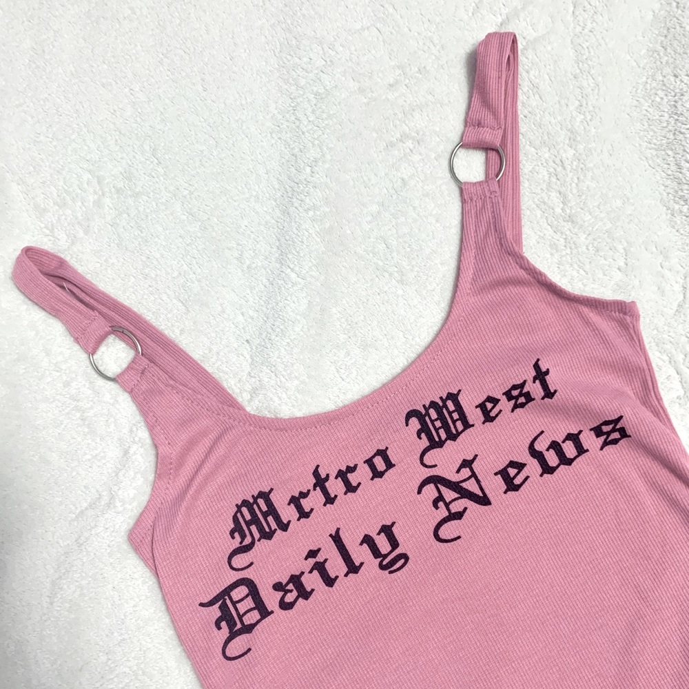 Size S | unique pink tank top with metal ring detail